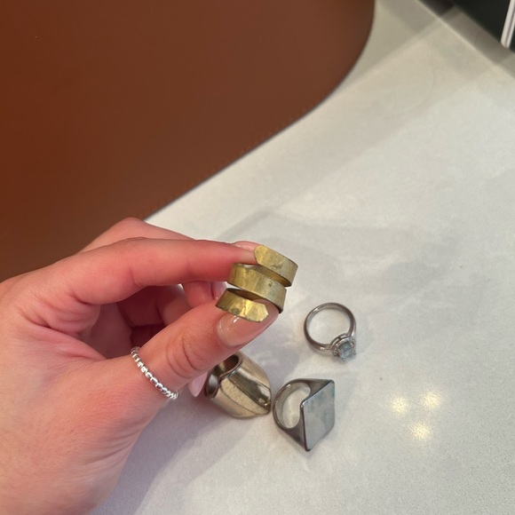 Assorted Rings - Picture 5 of 5